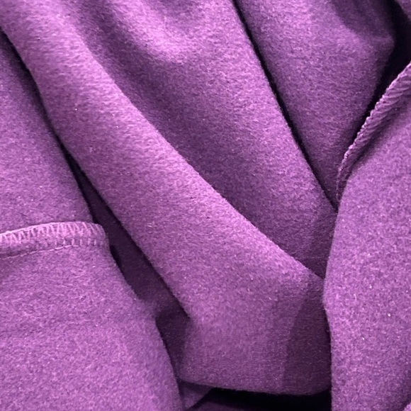 ATHLETA Active Pullover Ladies Size XS Running Sporty Warm Purple Back Pocket - Picture 8 of 8